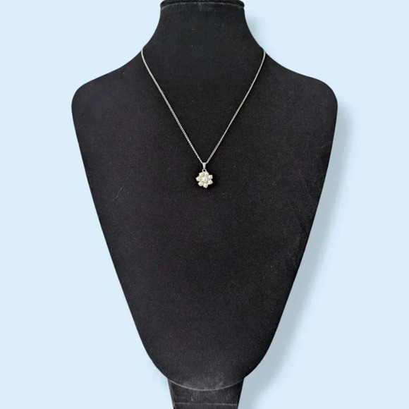 Vintage B David Sterling Flower Necklace - Picture 1 of 8